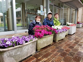 玄関植え替え完了